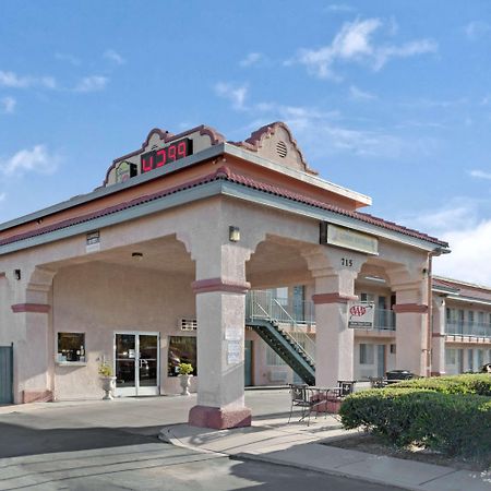 Super 8 By Wyndham Tucson Downtown Convention Center Hotell Eksteriør bilde