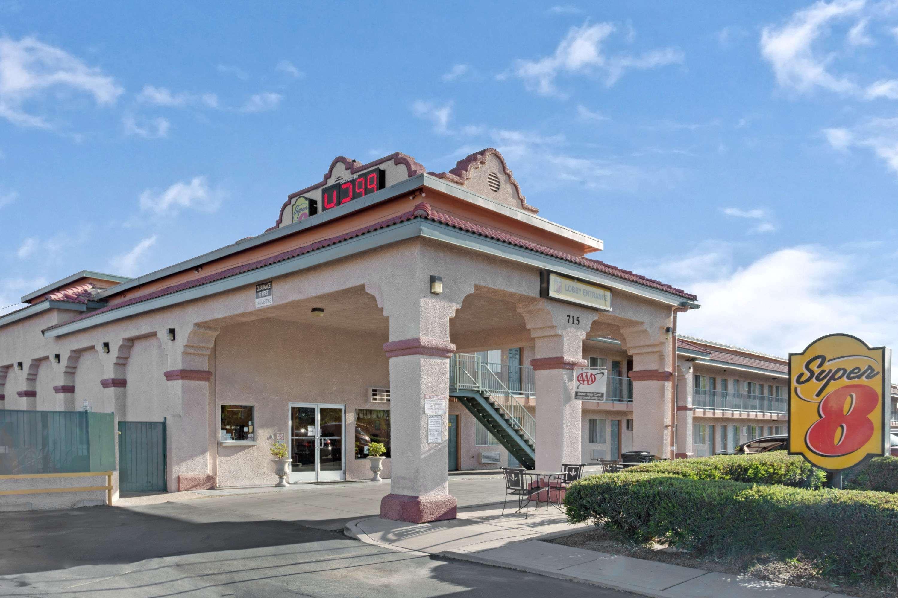 Super 8 By Wyndham Tucson Downtown Convention Center Hotell Eksteriør bilde